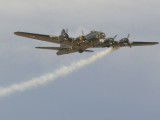 Dux2003_015 - fake smoke - hit by enemy fire.....