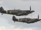 Dux2007_075 - Spitfire Mk VB and a Mk IXe